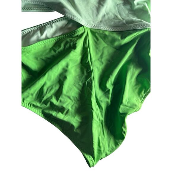 Fabletics Asymmetrical Cutout Shaping One-Piece Swimsuit Green 2X Peek A Boo - Picture 12 of 13